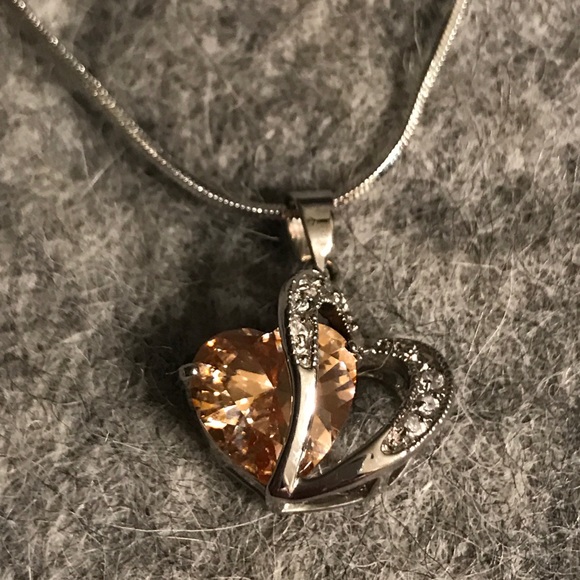 Heart Necklace - Picture 1 of 2